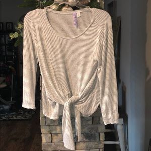 long sleeve - tie front